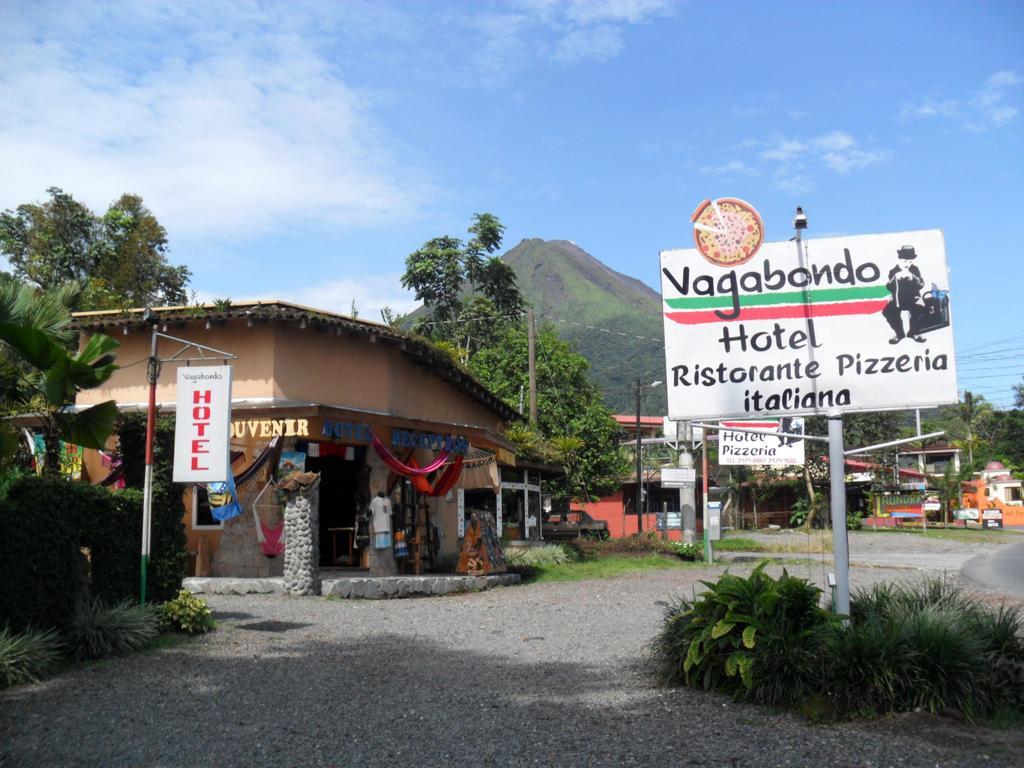 Hotel Vagabondo La Fortuna Exterior foto